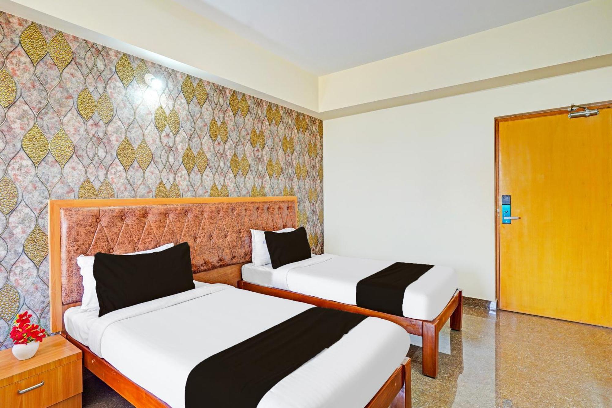 Super Townhouse Oak Electronic City Formerly Hotel Trubell Kammasandra Exterior photo