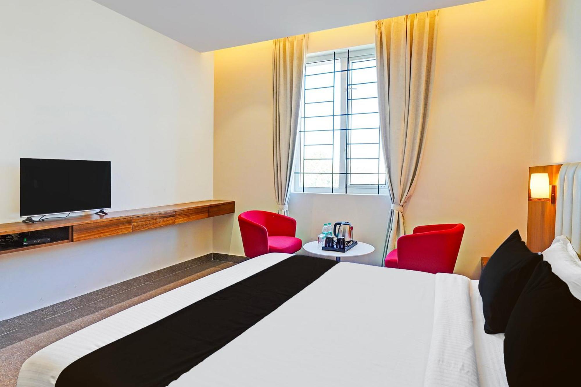 Super Townhouse Oak Electronic City Formerly Hotel Trubell Kammasandra Exterior photo
